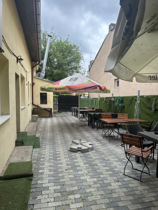 Inchiriez casa/restaurant hala traian