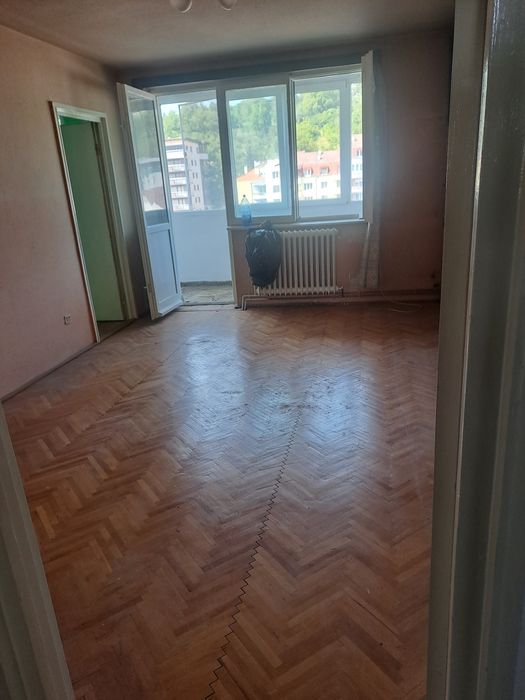 Transport Debarasari Moloz Mobila servicii  Mutari Demolari Locuințe