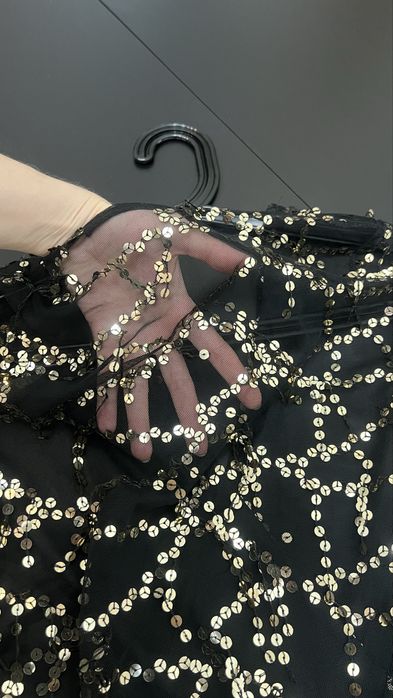 Боди черный с пайетками