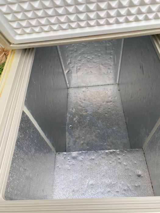 Продам морозильник