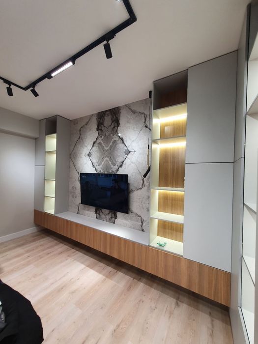 Мебель на заказ Кухонный гарнитур стиле Хай-тэк  Шкафы-купе спальный