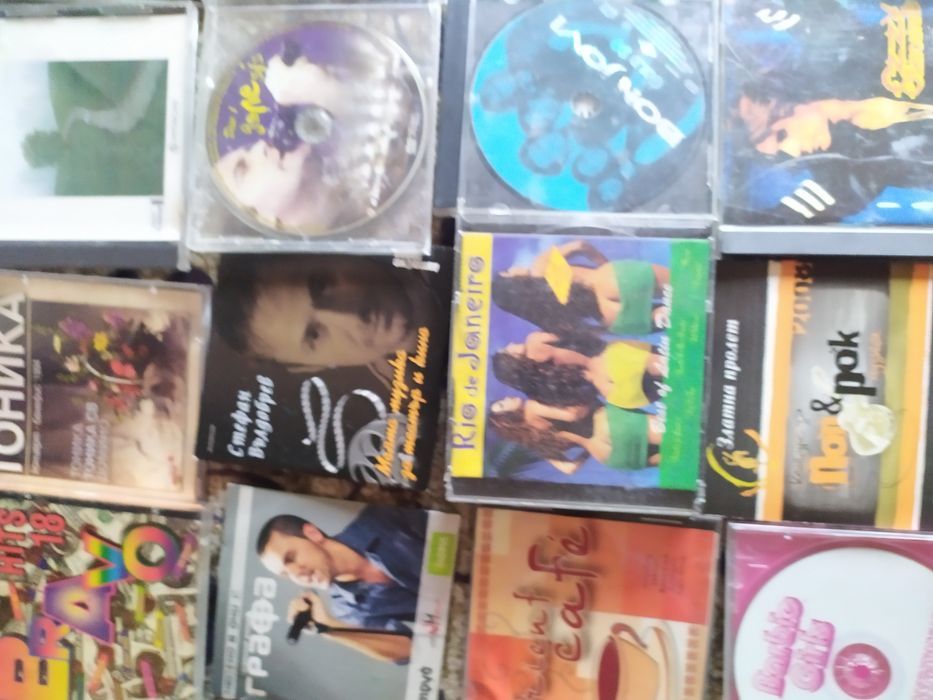 оригинални Cd дискове с музика