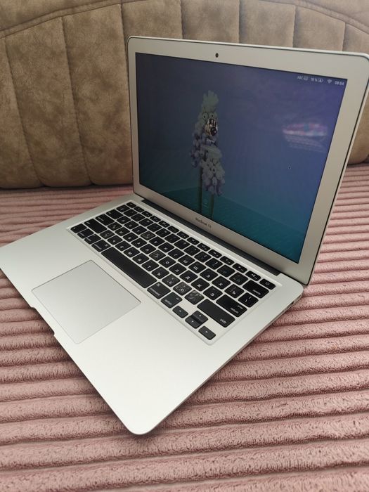 МакБук MacBook Air 13