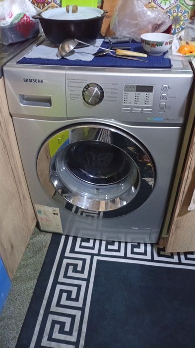 Продам стиральную машину