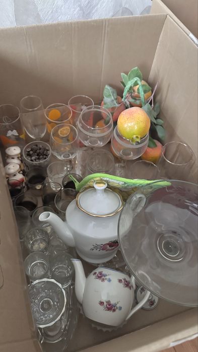 Посуда на выбор.