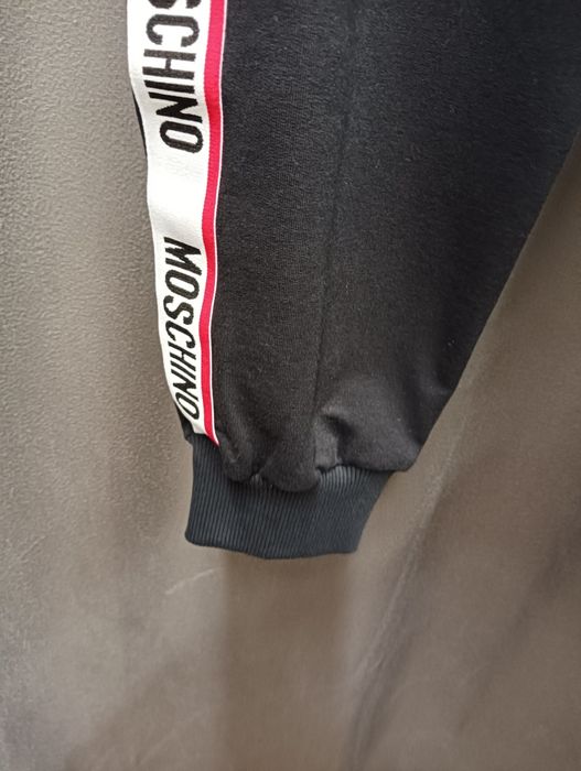 Мъжки екип нов L номер