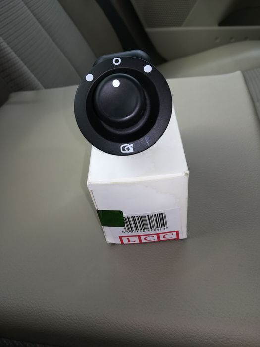 Buton reglaj oglinzi pentru Renault Captur/ Megane 2/Scenic /Clio