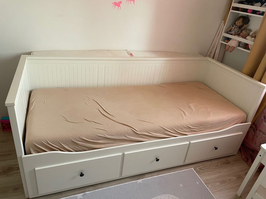 Divan Ikea + saltele jysk