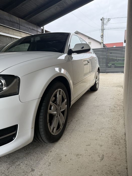 AUDI A3 Sportback 2012 — imagine 2