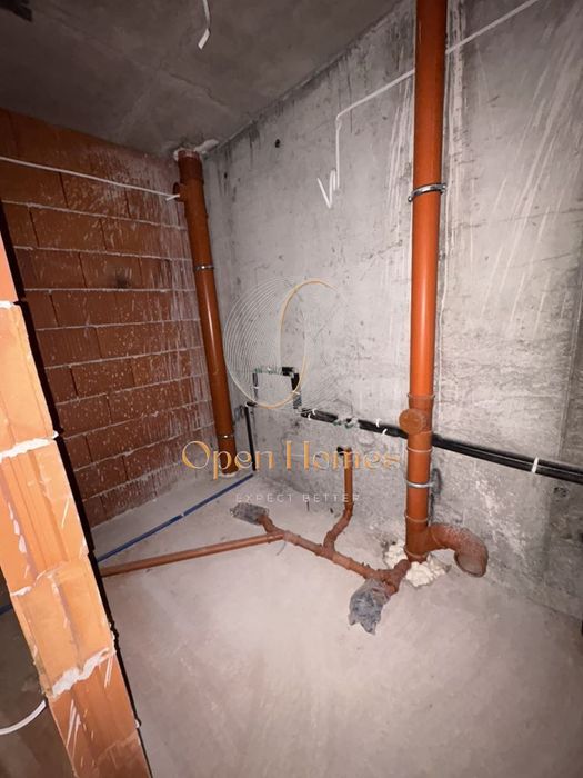 Продава се Двустаен апартамент в Пловдив, Южен - 60 кв.м за 672 €/кв.м - Снимка #3