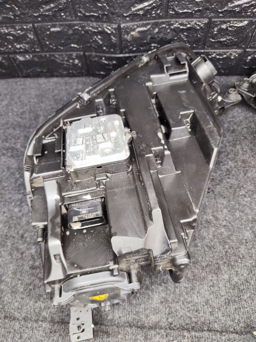 Far Audi Q5 FY Bixenon stanga dreapta