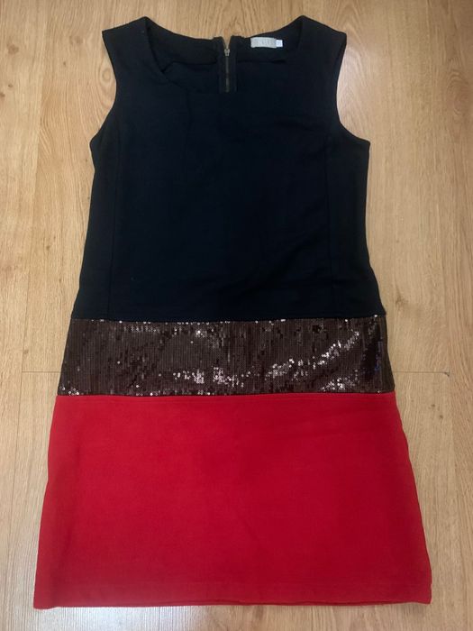 Дамска рокля с паети