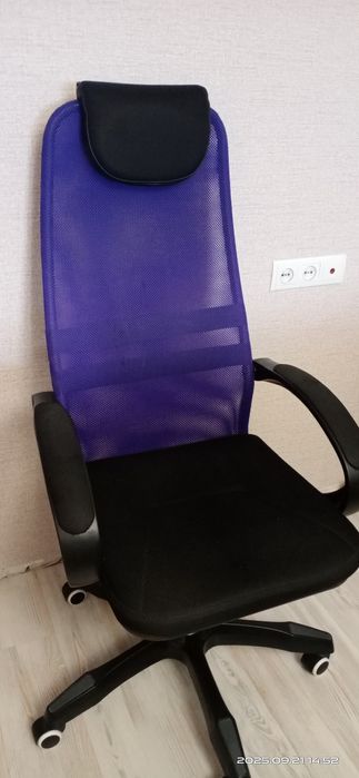 Кресло офисное продам