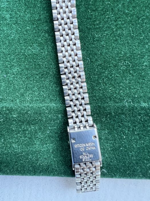 Ceas Citizen Quartz purtat stare buna,perfecta stare fubctionare,7 rub