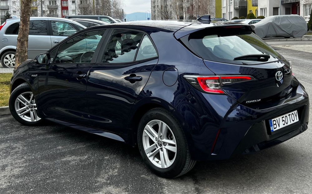 Toyota corolla 2021/11-1,8 hibid /52 mii km !!