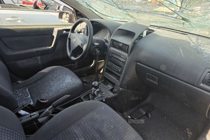 Lampa / Tripla stop dreapta pe aripa Opel Astra 2003