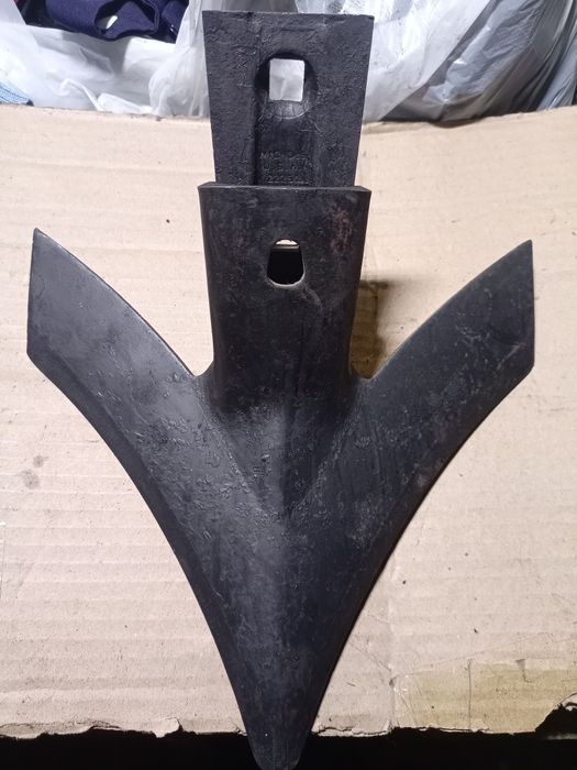 Продам лапы культиватора Джон Дир