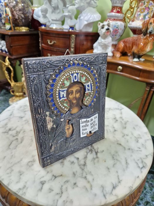 Прекрасна антикварна руска икона с емайл