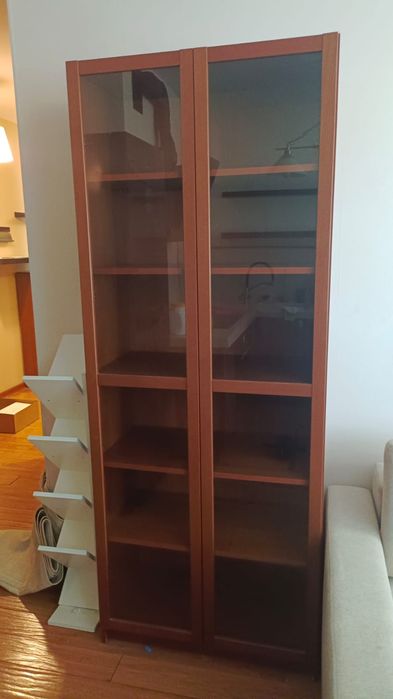Шкаф IKEA двухстворчатый