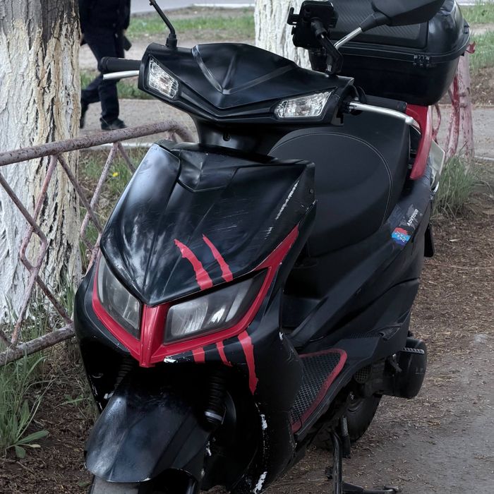 Мопед м8 150куб..
