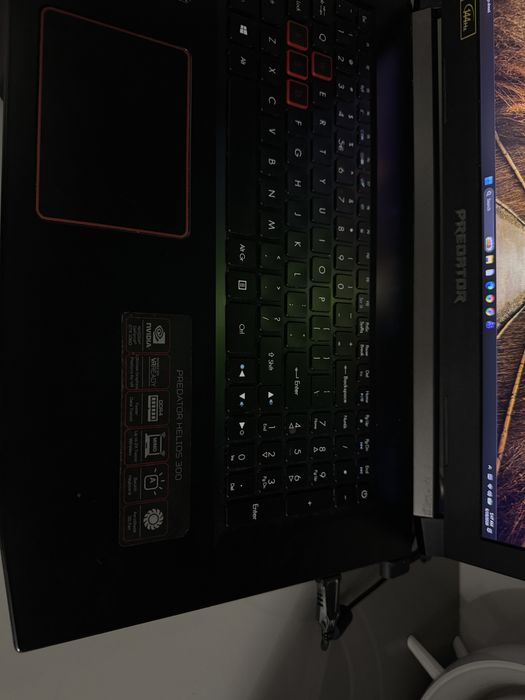 laptop PREDATOR 300