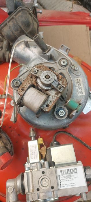 Газовый котёл...