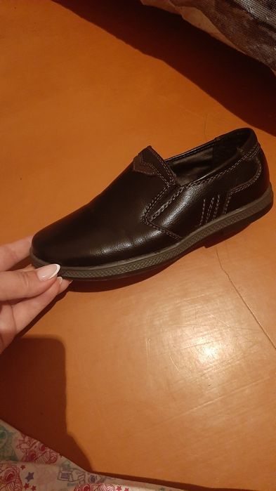 Продам мокасины на мальчика