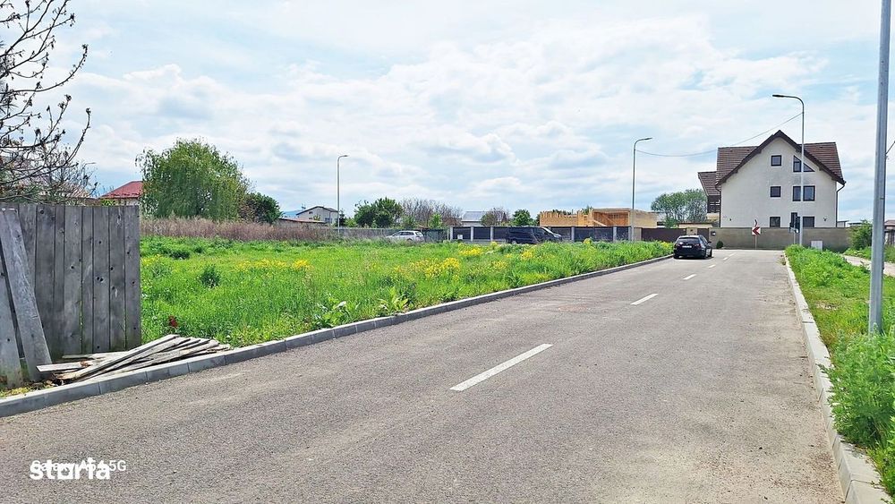 Sanpetru, teren intre case noi 685mp cu AC, utilitati, 72500 euro