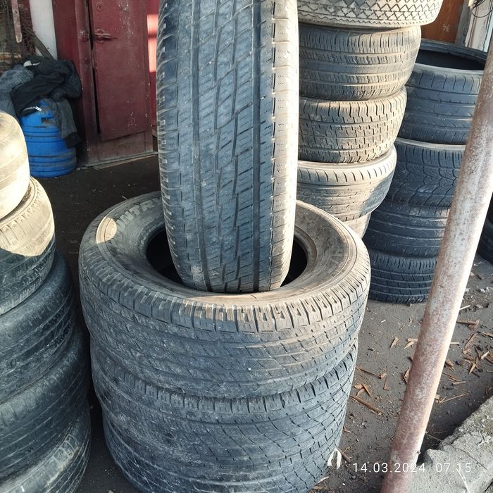 Продам шины комплект на 265,65,17