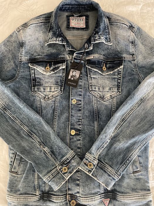 Дънково Яке Guess