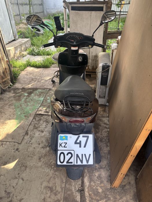 Продам мопед Honda Dio af 68