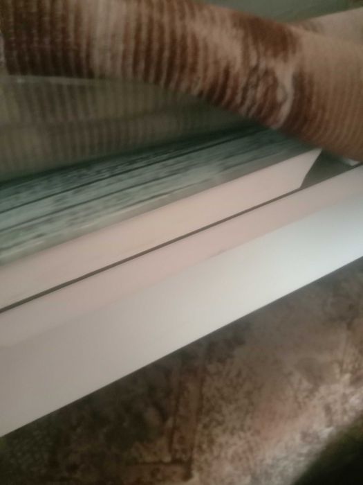 Стол и стулья 6 штук