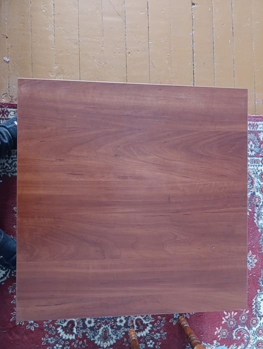 Журнальный столик