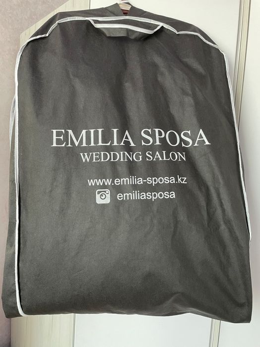 Свадебное платье plus size)