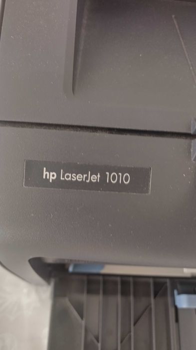 Лазерен принтер HP 1010