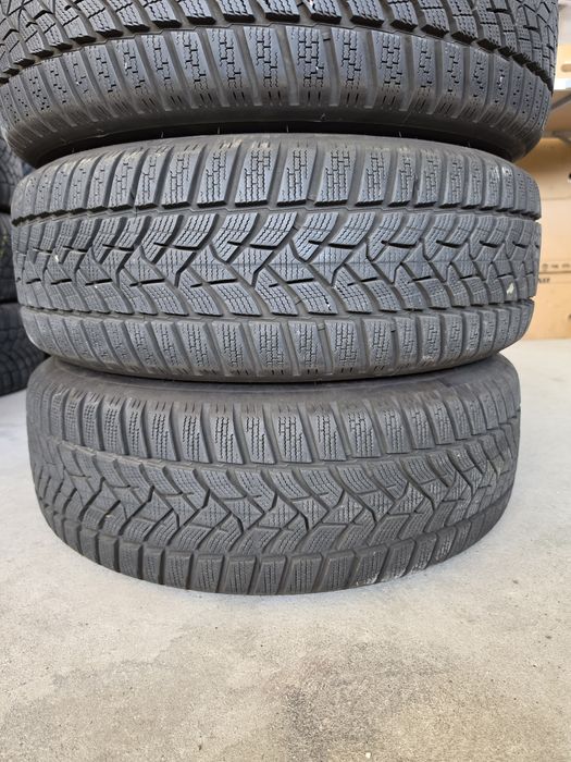 4 Броя 215/60/16 Dunlop 2x9mm 2x8mm 22dot