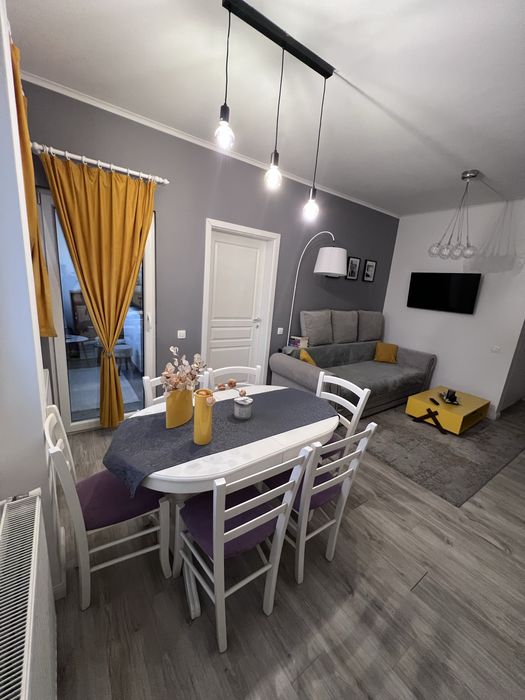 Inchiriez apartament 2 camere