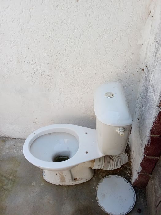 Унитаз сатылады жағдайы жаксы