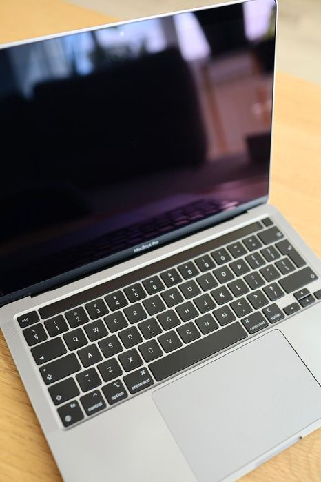 MacBook Pro M1 16 GB, 256 GB