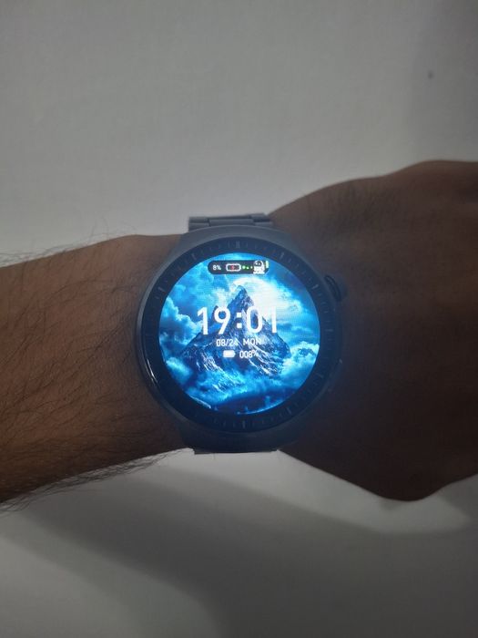 Часы HW6 Max в хорошем качестве