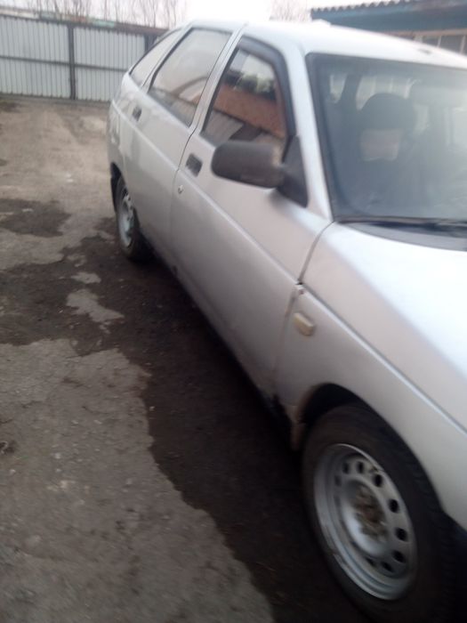 Продам авто ваз 2112