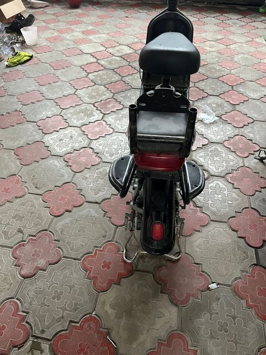 Продаем электро скутер ск8 срочно