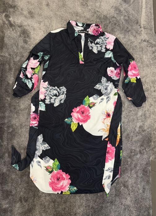 Лека и ефирна рокля OFF WHITE