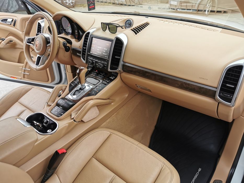 Porsche Cayenne * Hybrid * 416 cai