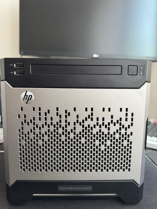 Server HP Proliant MicroServer Gen8