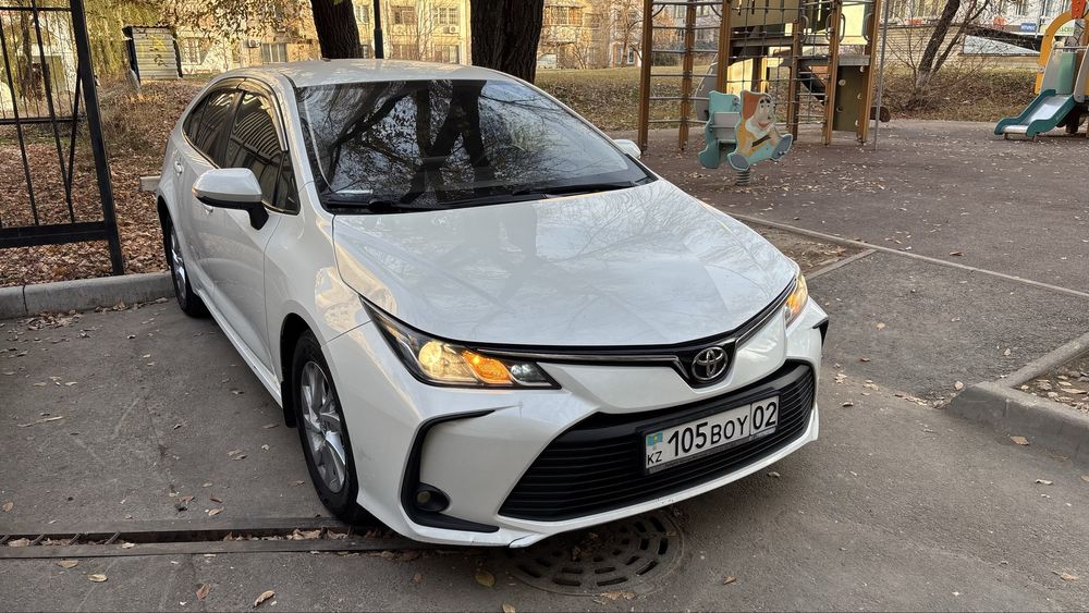 Тойота королла 2019