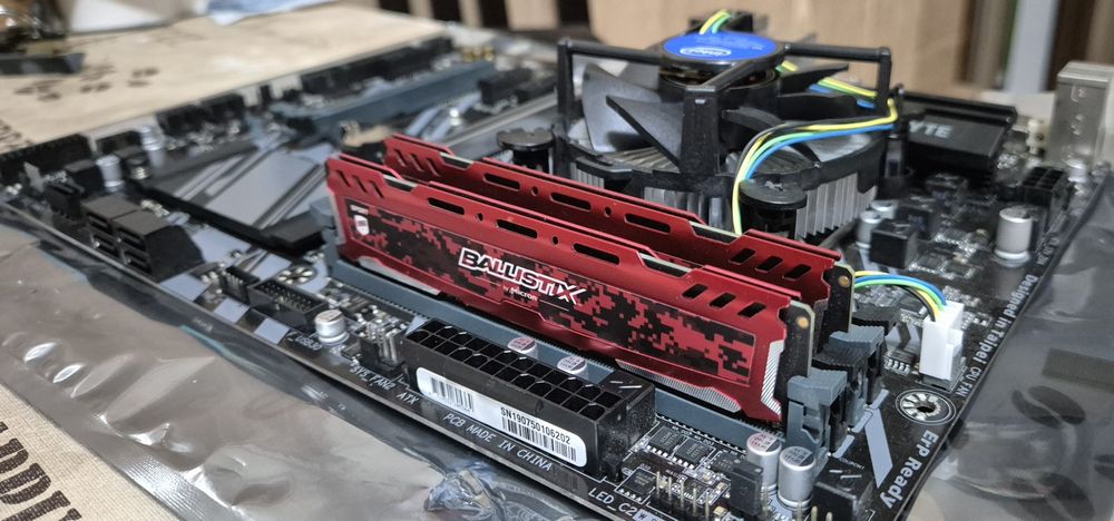 Kit i5 24Gb ram placa baza - Vandut