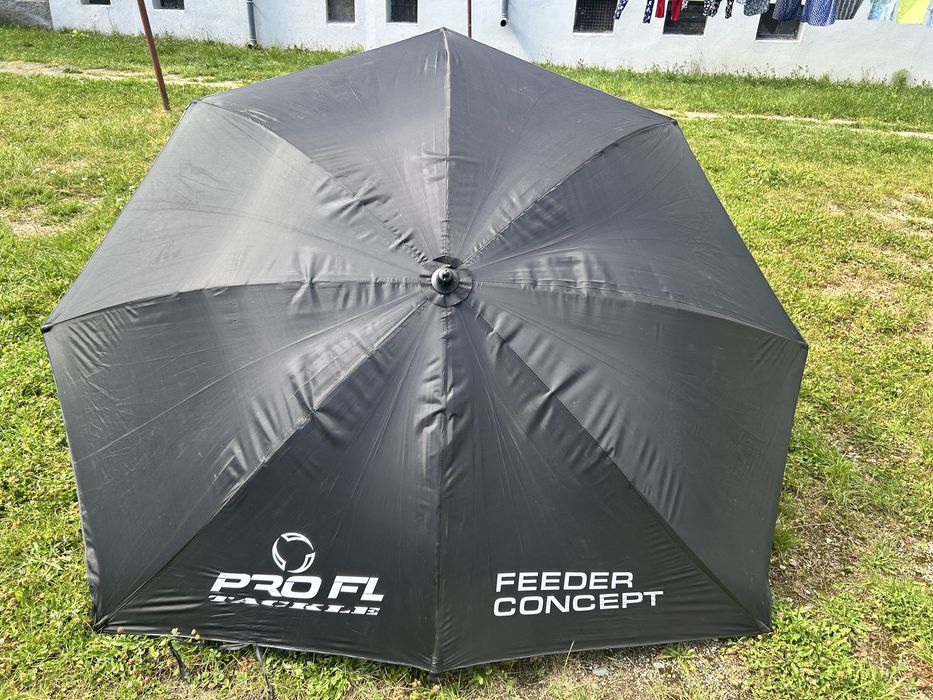 Vand umbrela pentru pescuit , feeder , crap PRO FL