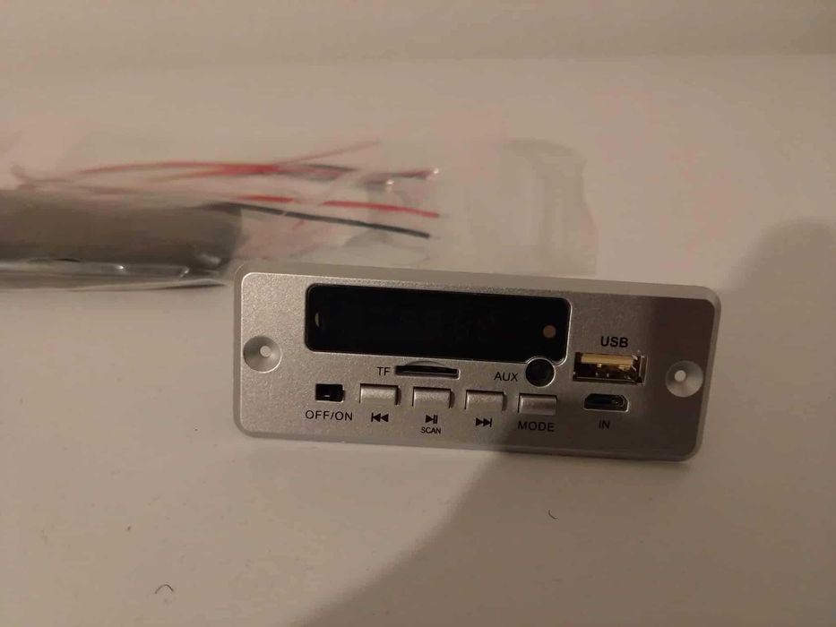 Modul mp3 cu slot pentru sd card usb radio fm bluetooth  2x25w