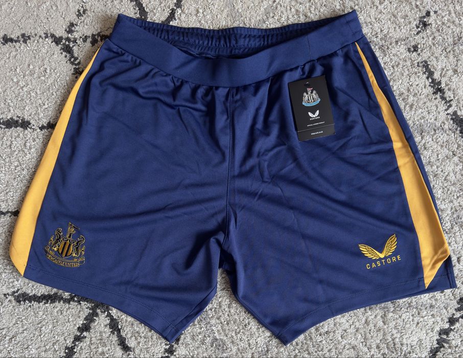 (15.04) Оригинални футболни долнища и шорти